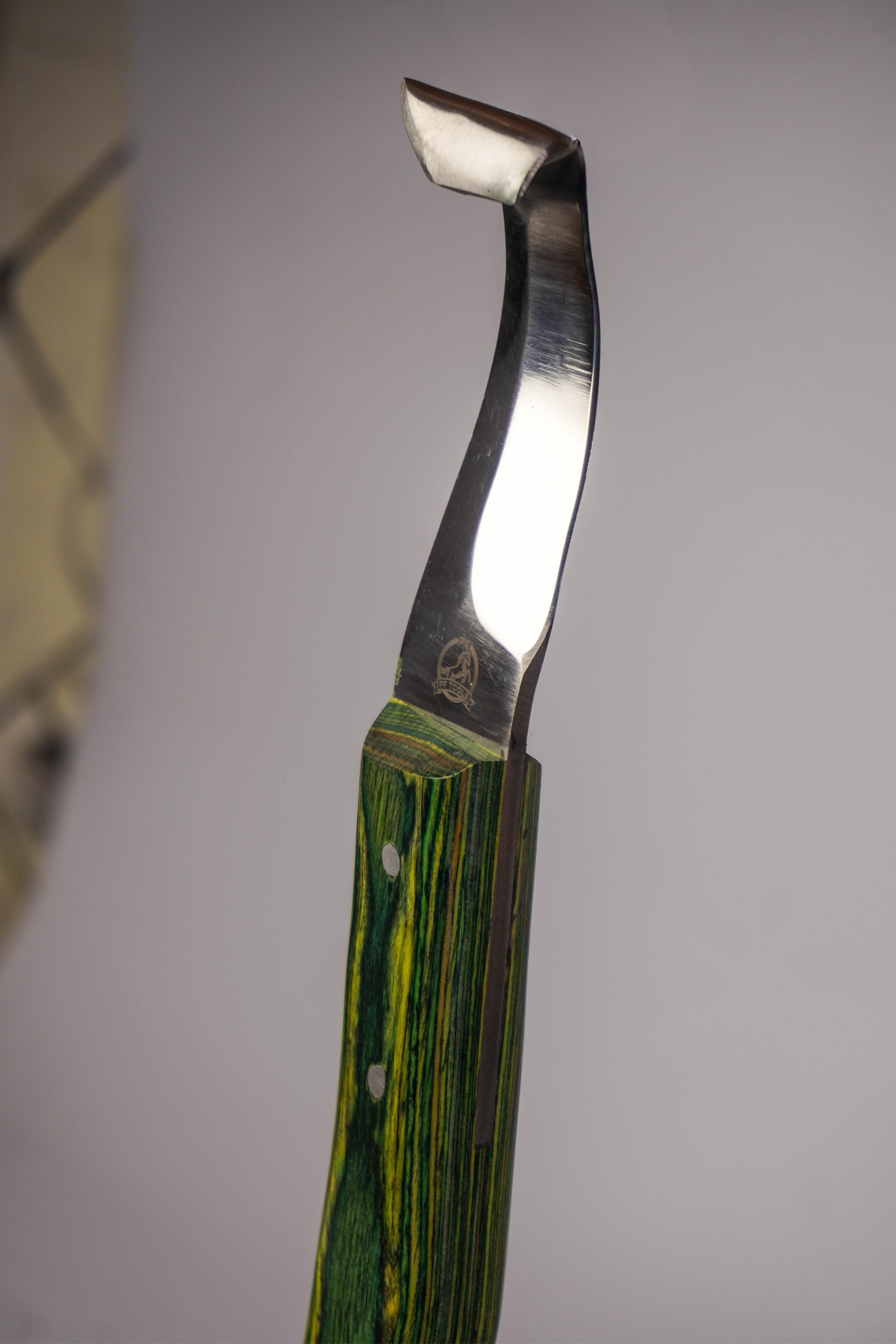 Left-Hand Knife
